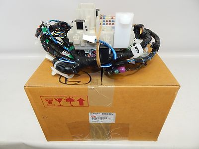 New OEM 2012-2016 Isuzu D-Max 4JK1-TCS 4JJ1-TCS Cab Interior Body