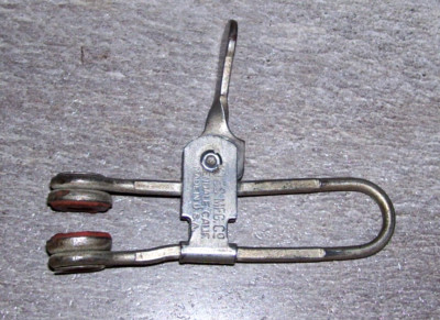 Vintage Yates Mfg. Co. 3 in. Rubber Faced Clamp U.S.A.