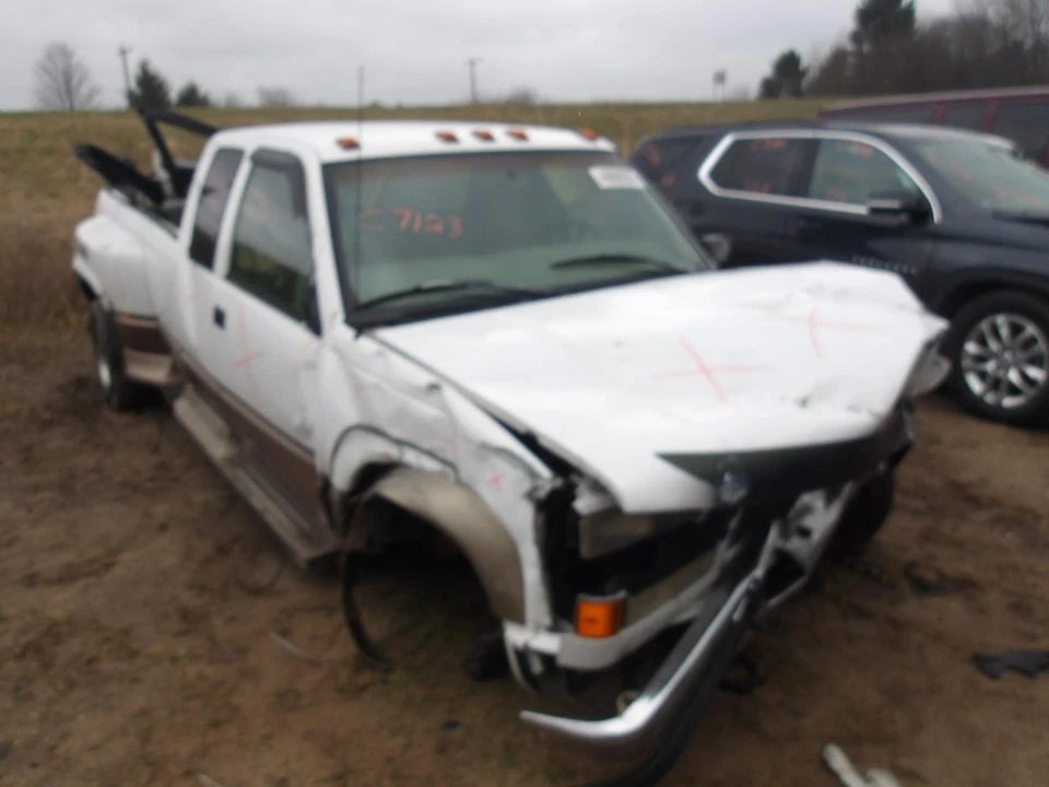 Medidor de velocímetro usado se adapta a: 1998 Gmc 3500 pickup EE. UU. diésel AT cluster grado A Foto 4 de 4