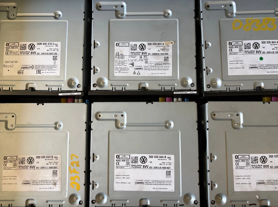 Volkswagen MIB2 UNLOCKED Plug & Play CarPlay/Android Auto 3Q0035844B 3Q0035844A - Image 2 of 2