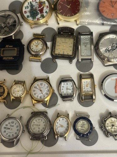 Lot Of 35 Mens&Womans Watches Untested Parts Repair Lbs Pounds - Imagen 7 de 17