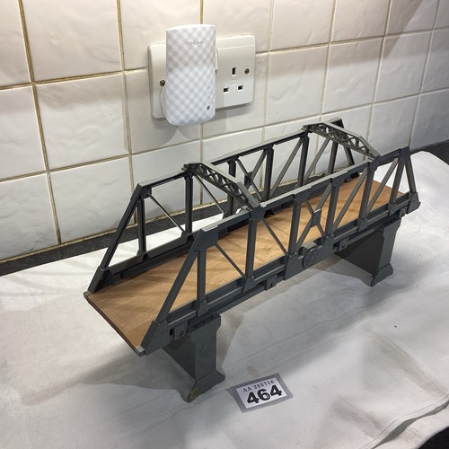 Triang 00 Gauge R78 Single Track Steel Girder Bridge & R77 Piers. See ...