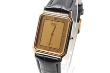 Near MINT 1985 Vintage SEIKO Dolce 9520-5140 Gold Mens Quartz Watch from Japan
