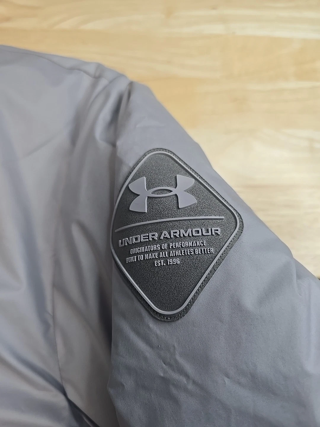 Under Armour Limitless Down Size X-Large Jacket Gray 1378840-015 - product detail image 6