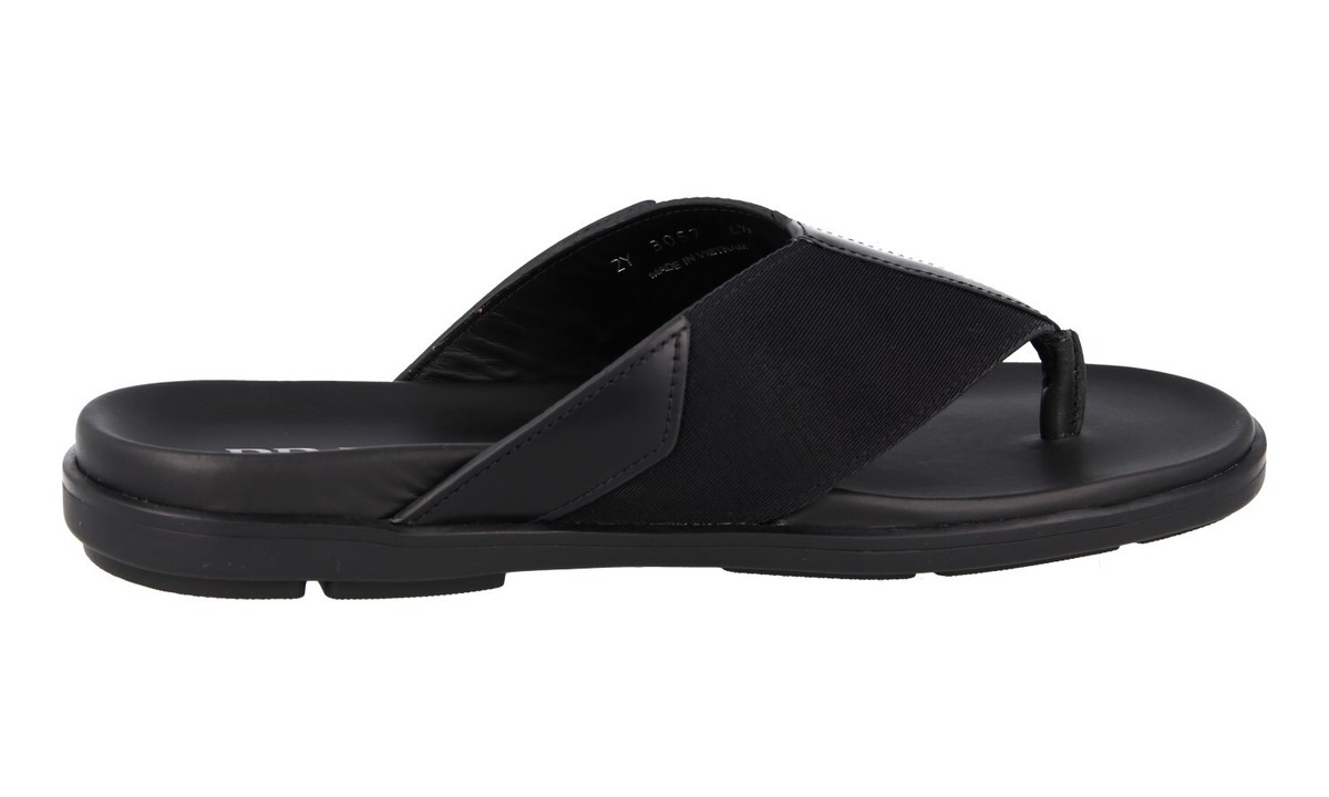 【PRADA】2Y3057 レザーサンダル s-l1200.jpg