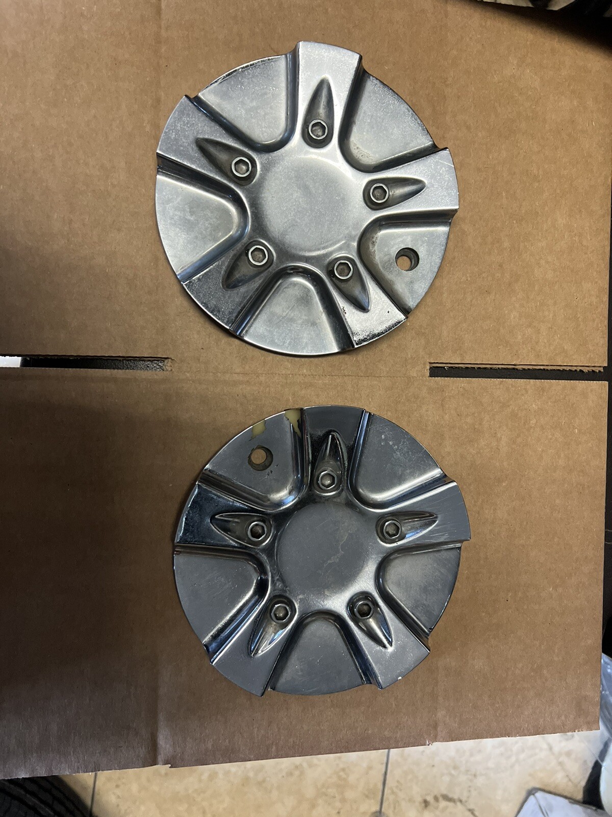 GIO Wheels Chrome Center Caps 51572085F-1 Set of 2