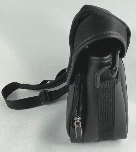 Bolso de hombro Targus Camara 8"" cuero lona compartimento con cremallera 34"" correa - Imagen 4 de 13
