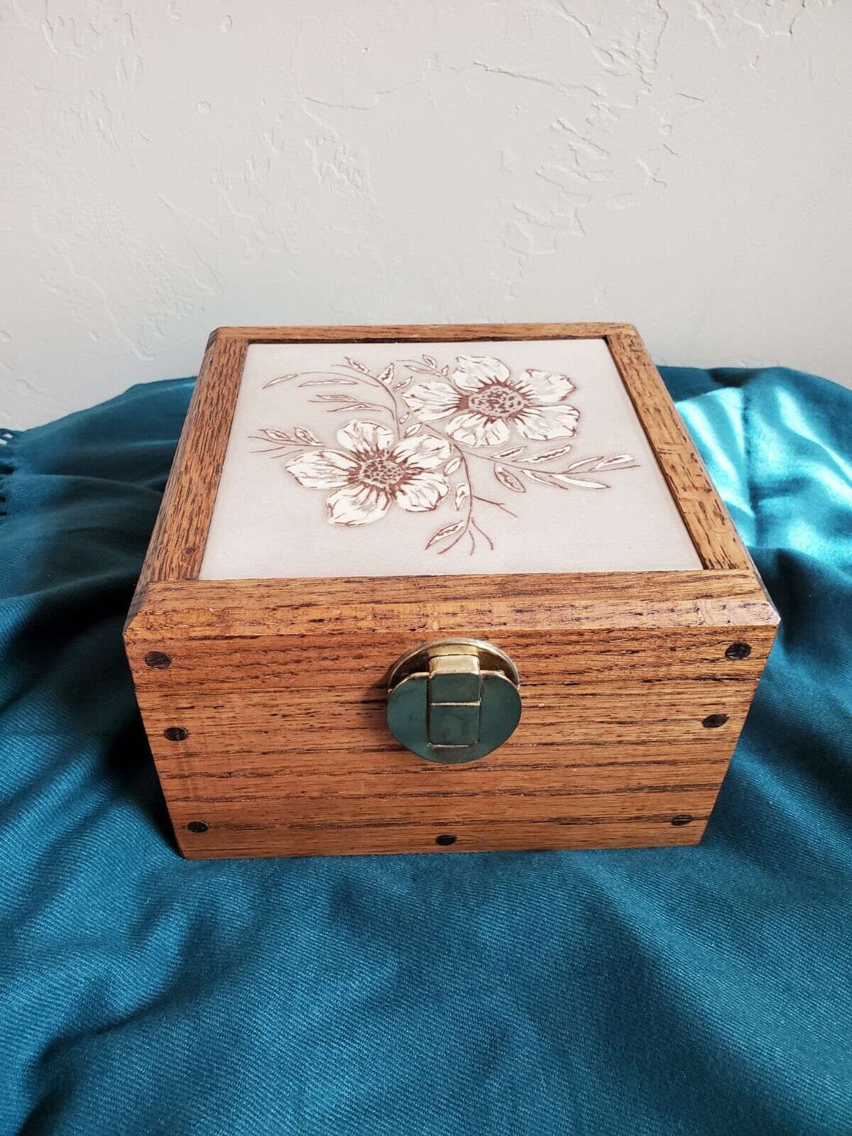 Picture 1 of 12