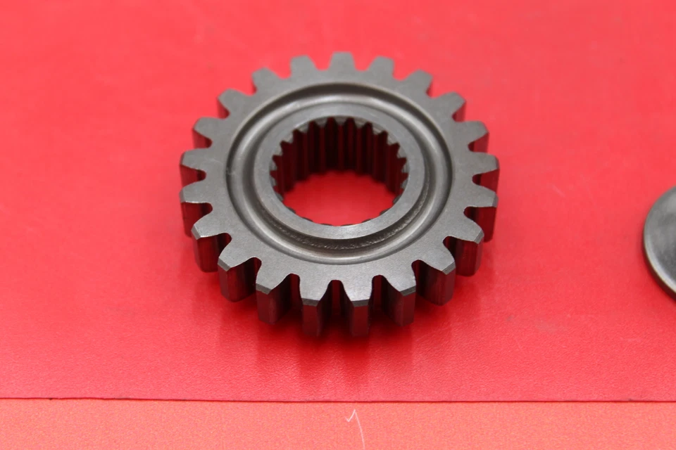 2002 Honda Cr250r Primary Drive Gear  - Image 2 of 4