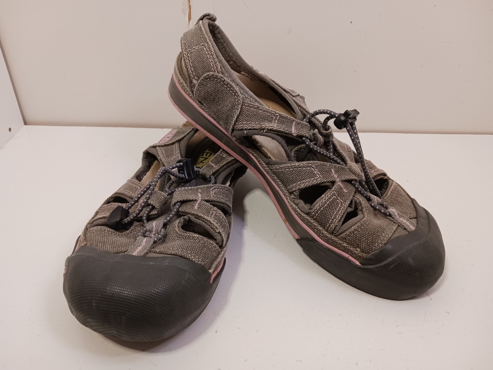 Sandali sportivi Keen da donna 9 5 Whisper grigio rosa escursionismo