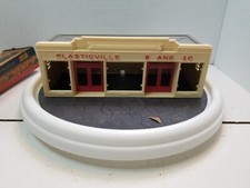 Plasticville, USA 5 and 10 Cent Store CS-5 98 Popular Scale Train Sets