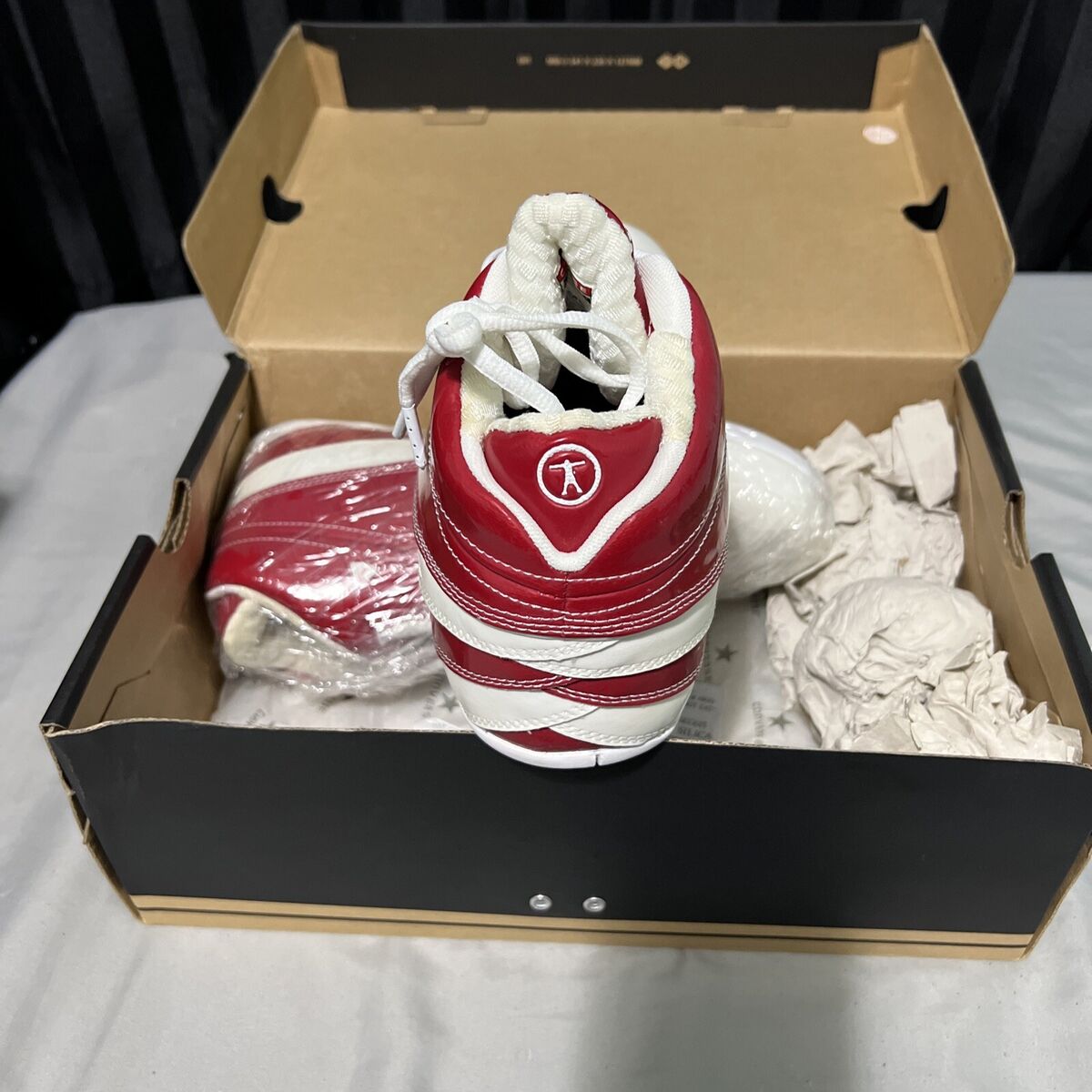 Wade Converse 1.3 Christmas Game Mid Size 8.5 Red White Wade Converse 1.3 Christmas Game Mid Size 8.5 Red White
