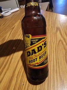 Vintage 1949 DAD’S "JUNIOR" Size (7oz) Root Beer Amber Bottle --MADISON, WIS.