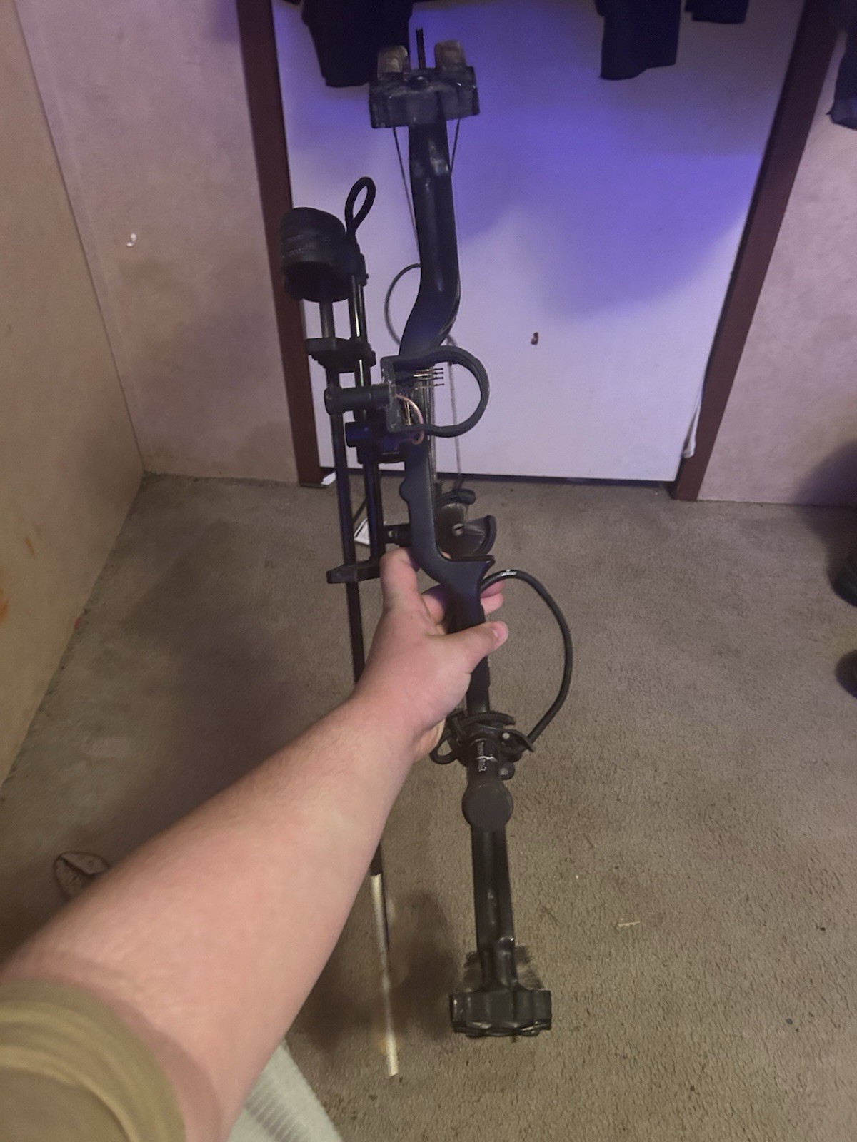Bear Radiant 70# Compound Bow 55-70lbs Draw 23.5-30.5" RH Black Camo 31-9/16"