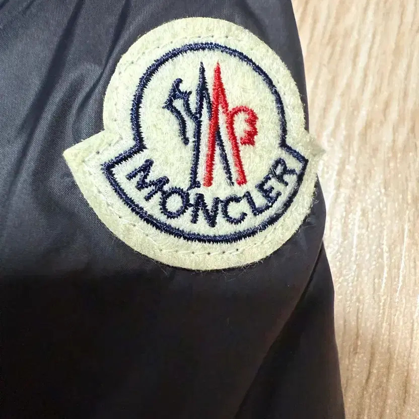 Moncler Women's Padded Jacket Black Winter Coat