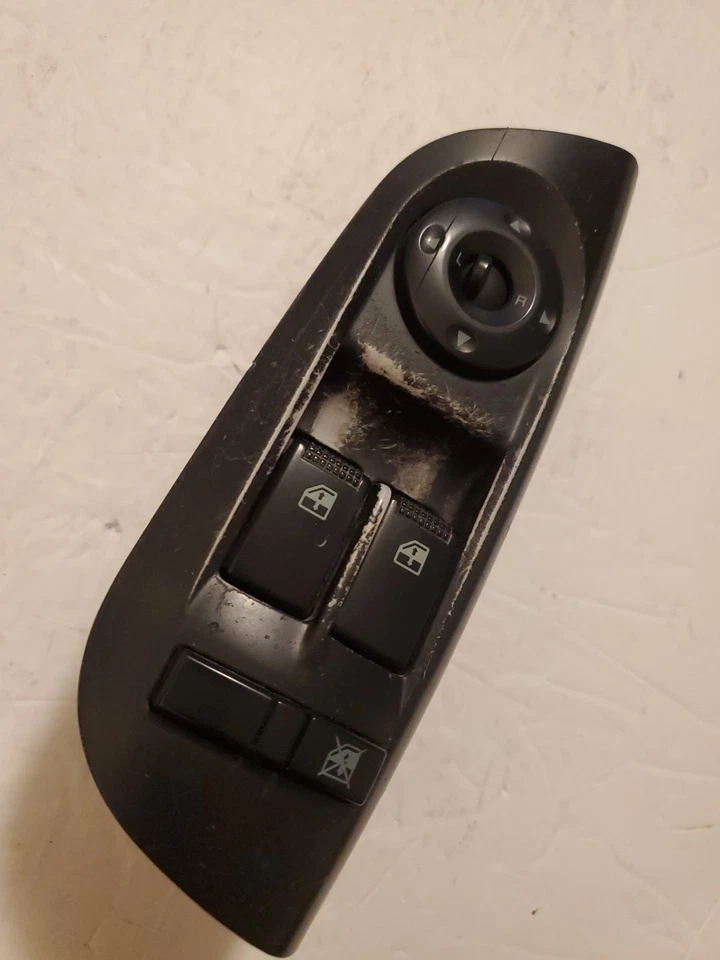 2003-2008 Hyundai Tiburon Driver's Master Power Window Switch Oem - Image 3 of 4