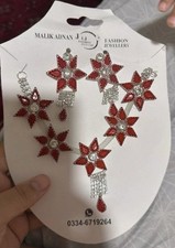 ewelry Set (Pendant and Earrings) ? Chic and Attractive