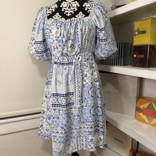NWOT BLUSH Puff Sleeve above knee Dress Blue White Floral Medium Fully lined