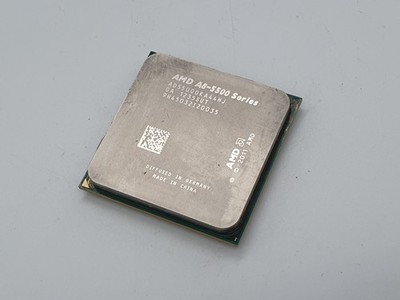 AMD A8-Serie A8-5500 3,2GHZ 4 Core CPU Prozessor FM2 AD5500OKA44HJ