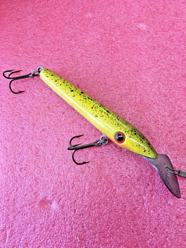 F7 Vintage RARE! Full Moon Tackle Co. Wooden fishing lure Mantorville MN Minn 