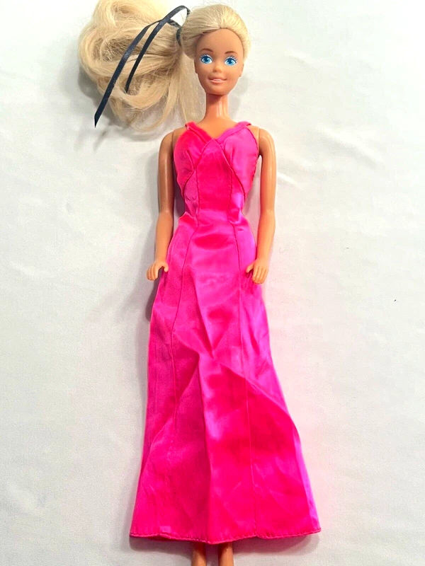  vintage 1970's barbie fashion clone satin night gown negligee exc 