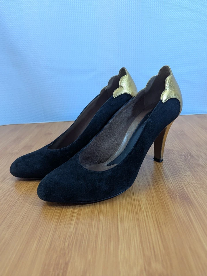 Marni Black Suede Pumps Sz 7.5 Gold Accent Heels Eu 38 Designer Classic Foto 3 de 4