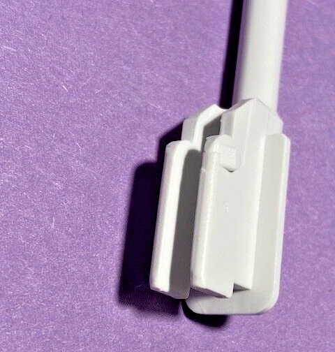 Pin de carrete horizontal para máquina de coser Janome número 659067005 Foto 3 de 3