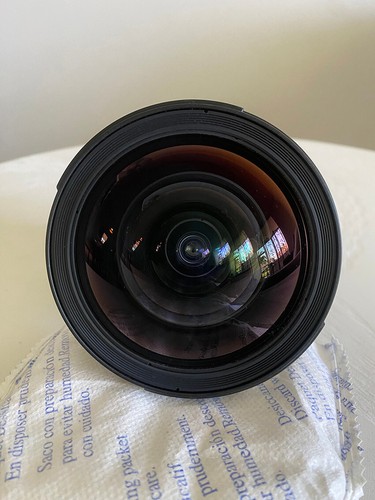 Nikon lens 19mm TS F4 E ED BRAND NEW very careful owner - Picture 3 of 5
