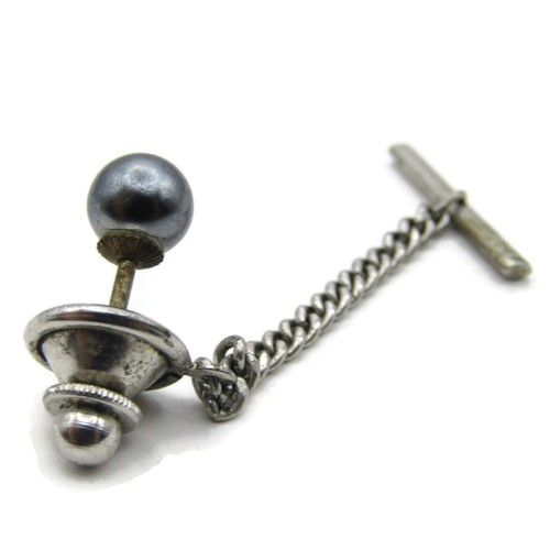 Spilla cravatta vintage grigio finta perla tono argento metallo con catena e barra a T uomo - Foto 4 di 5