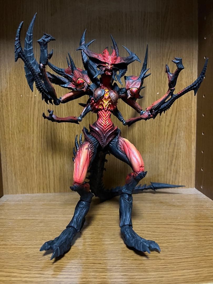 NECA Diablo 3 Action Figure Custom Modified More Articulation & Hold USED item