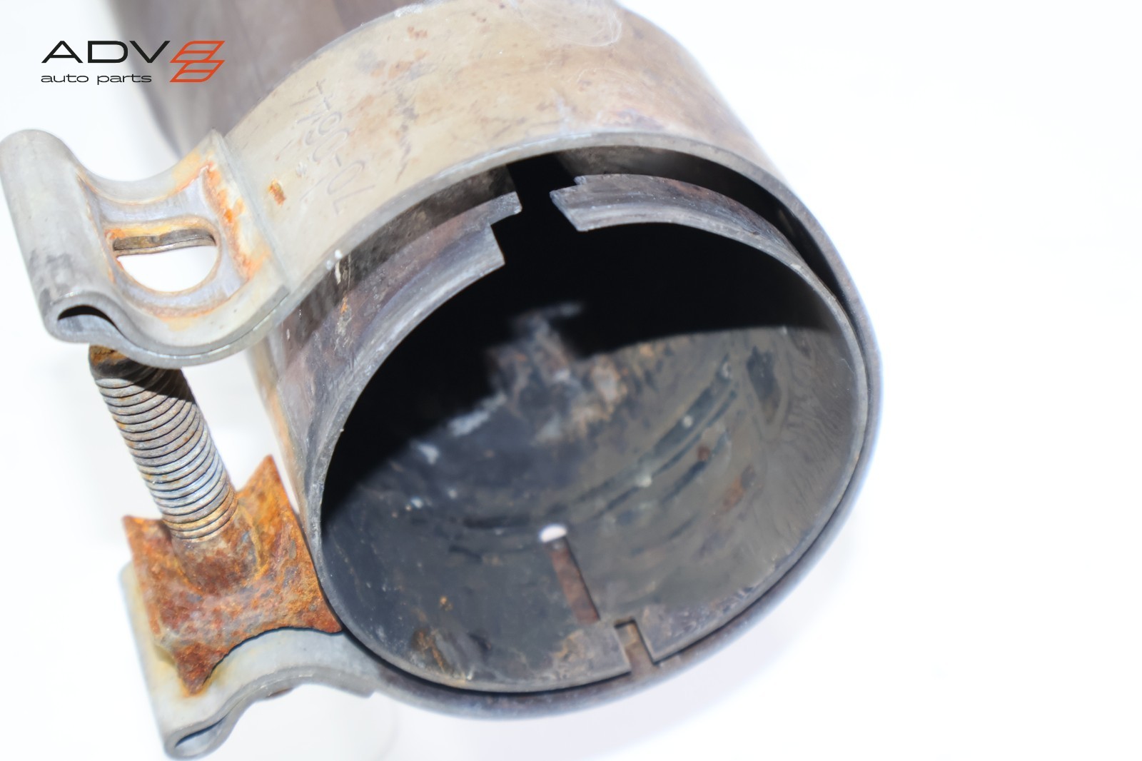 2014 - 2020 MASERATI GHIBLI 3.0L EXHAUST CENTER MUFFLER RESONATOR PIPE OEM