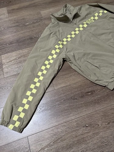 VANS Ronnie Color BL Men’s XL Beige/Yellow Checkered Full Zip Windbreaker image 3