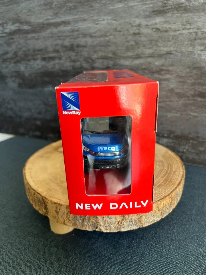 IVECO DAILY furgone CASSONATO cassone PICK UP modellino scala 1/36 NEW RAY - Immagine 3 di 4