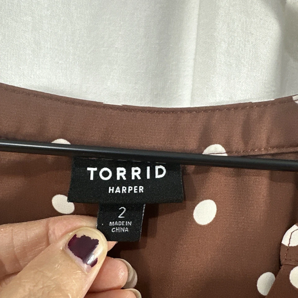 Top Torrid Harper Crepe De Chine Marrón Lunares Manga 3/4 Mujer Talla 2 Carrera Foto 3 de 4
