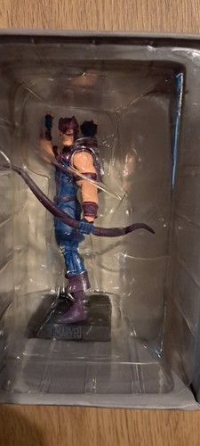 The Classic Marvel Figurine Collection hawkeye #50 + Magazine - Bild 3 von 5