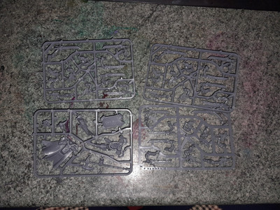 Warhammer 40K - Tzeentch Thousand Sons - 4 Tzaangor Upgrade sprue, NEW