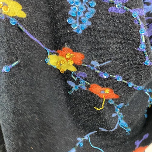 Le Mieux Studio Long Sleeve Whimsical Colorful Pond Floral Tee - Size Large - Picture 4 of 9