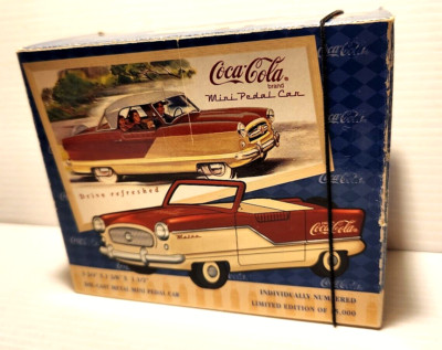 NIB Diecast 1:18 Metal COCA COLA Metro Pedal Car 1999 Limited