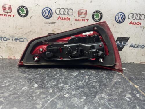 Audi A1 1.6 TDI CAYC 2011 - O/S Rückleuchte - 8X0945094 - Bild 2 von 3