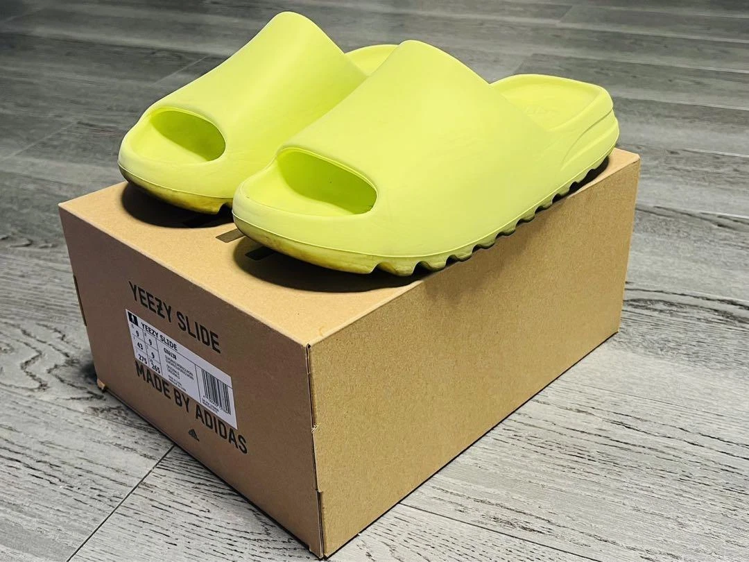 Yeezy slide 27.5-