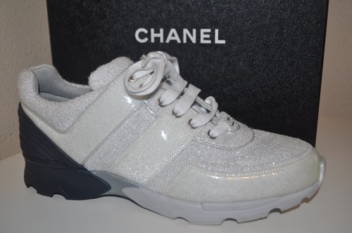 chanel sport runner