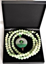 Jadeite Bead Necklace withTricolor Agate Pendant                       