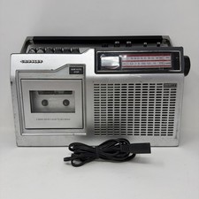 STRANGER THINGS - Crosley Portable Boombox AM/FM Cassette CT200B-SI - TESTED