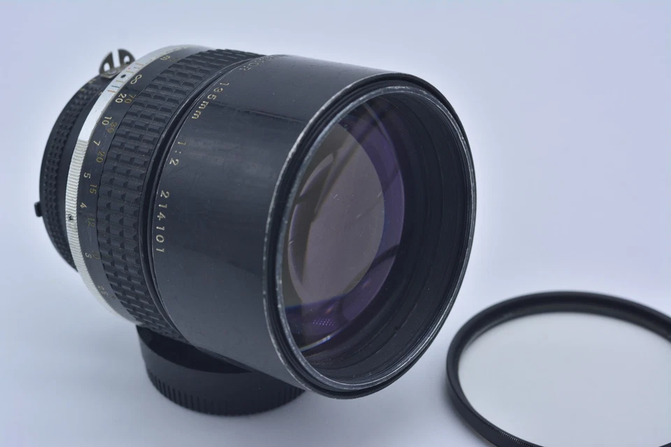 Nikon Nikkor 135mm f/2 AiS für Nikon F Objektiv - Bild 2 von 4