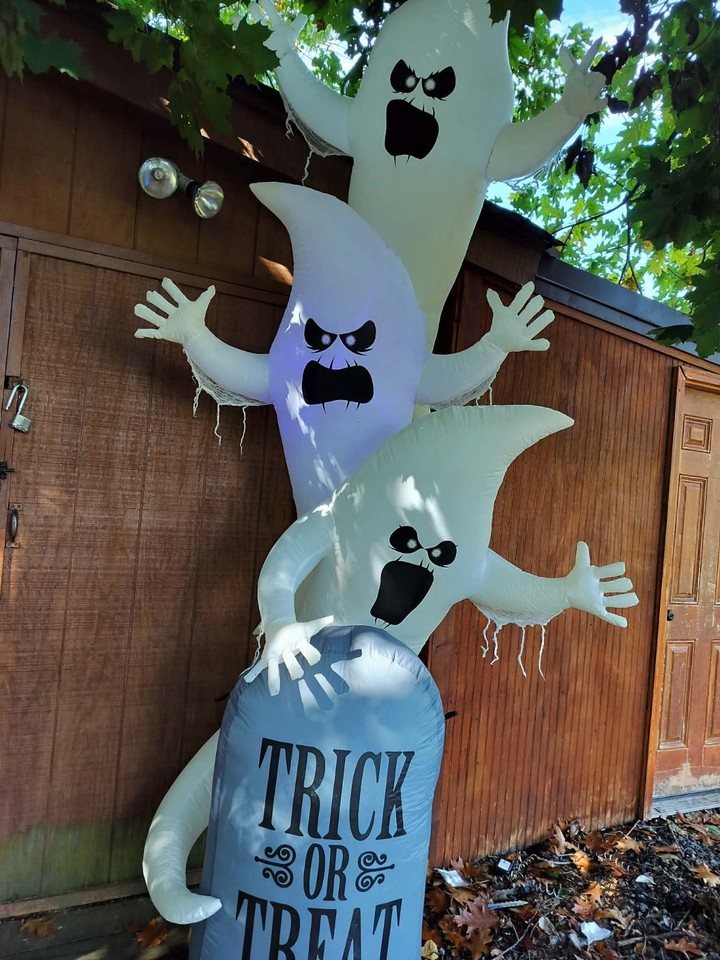Ghost Airflowz Inflatable Gemmy Airblown Inflatable Ghost Trio 9.5ft Tombstone Halloween | eBay