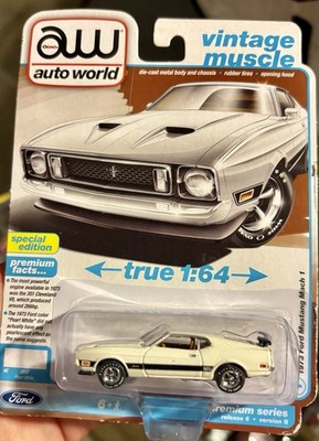 1973 FORD MUSTANG MACH 1 PEARL WHITE 1/64 DIECAST BY AUTO WORLD 64482-AWSP173 B