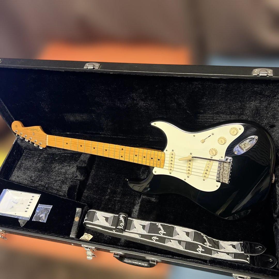 fender ストラトキャスター 2009 Mexico Electric Guitar Fender Stratocaster 2009 Black Mexico S/N