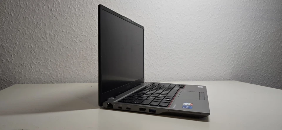 Fujitsu Lifebook U7411 i7-1165G7 16 GB RAM 512 GB SSD Win 11 Pro 1 Jahr Garantie - Bild 4 von 4