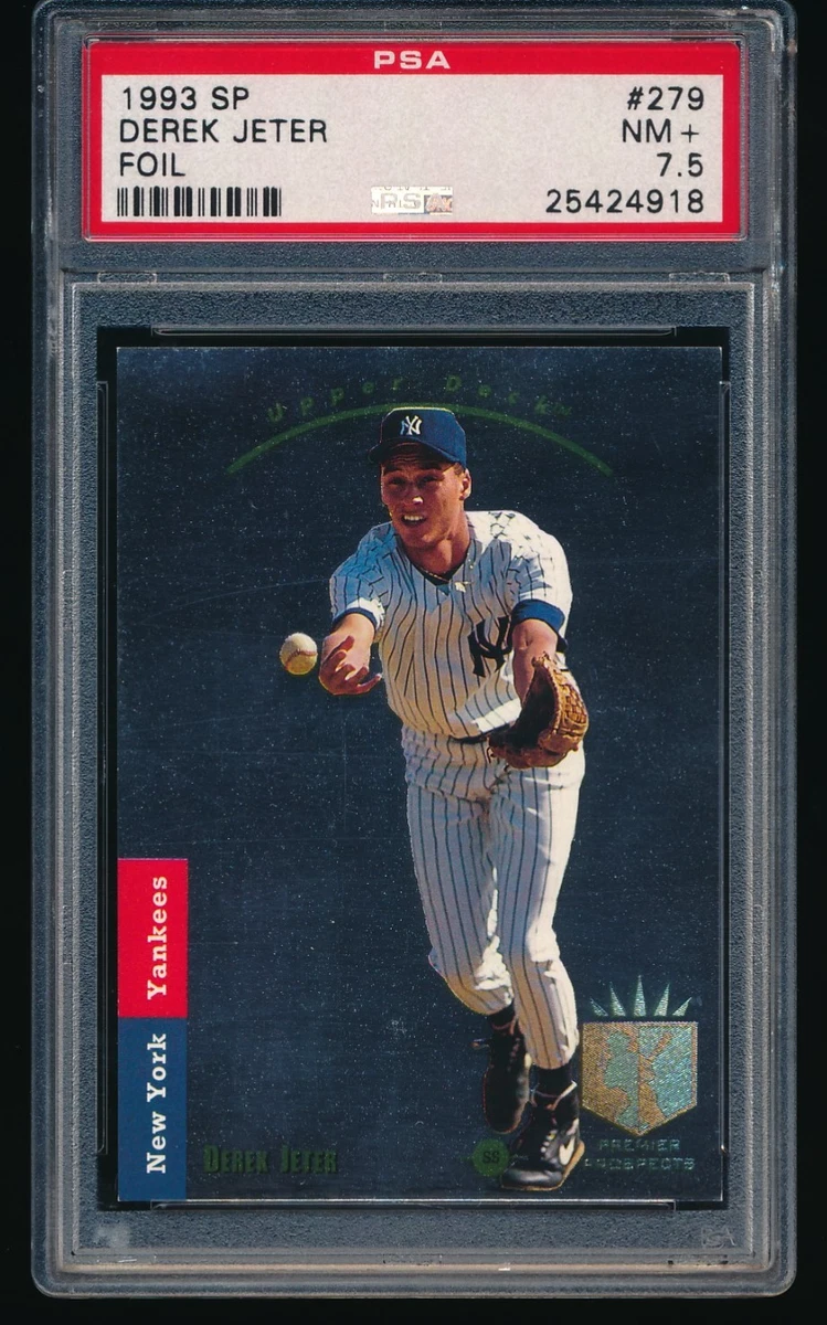 Derek Jeter Grade 7.5 Baseball Sports Trading Cards & Accessories