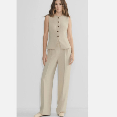 Aritzia The Effortless Pants Crepette High Rise Wide Leg Beige 2 Short Taupe